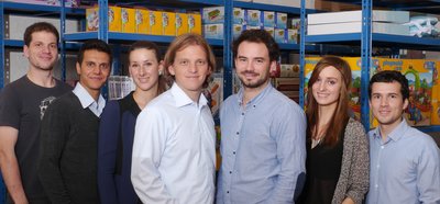 Meine-Spielzeugkiste performt über Plan
